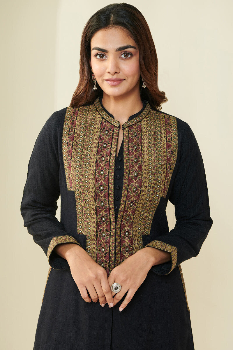 Naadirah Inara Faux Wool Handloom Jacket