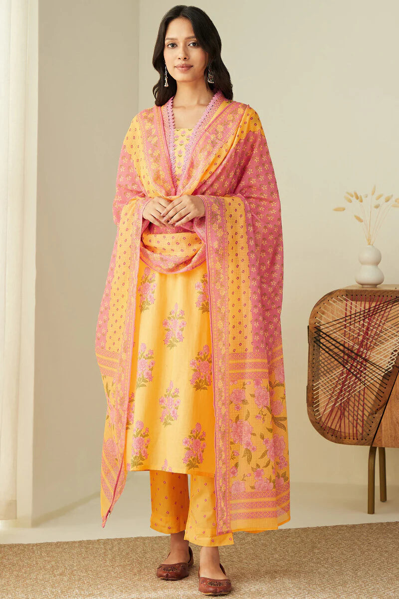 Mahnoor Nikhat Dupatta