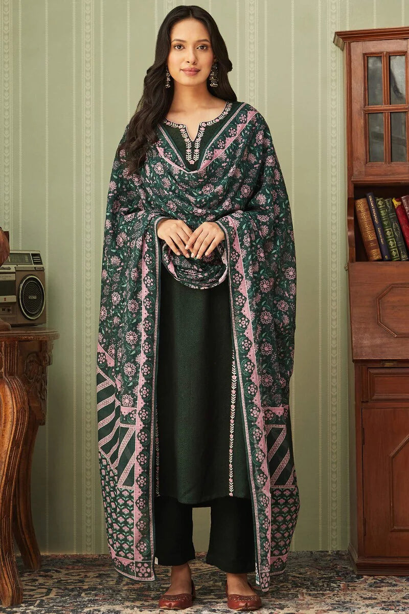 Naadirah Sahana Faux Wool Narrow Pants