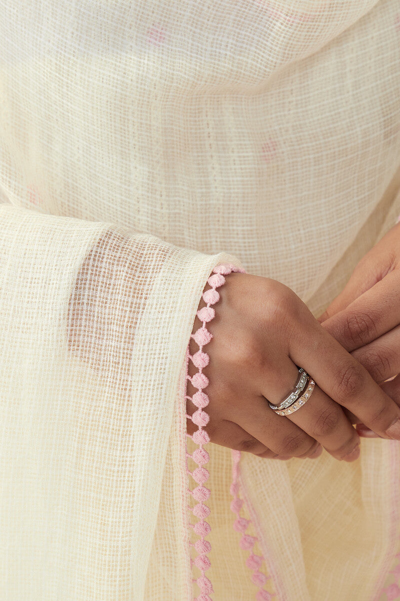 Gulnaz Fiza Kota Dupatta