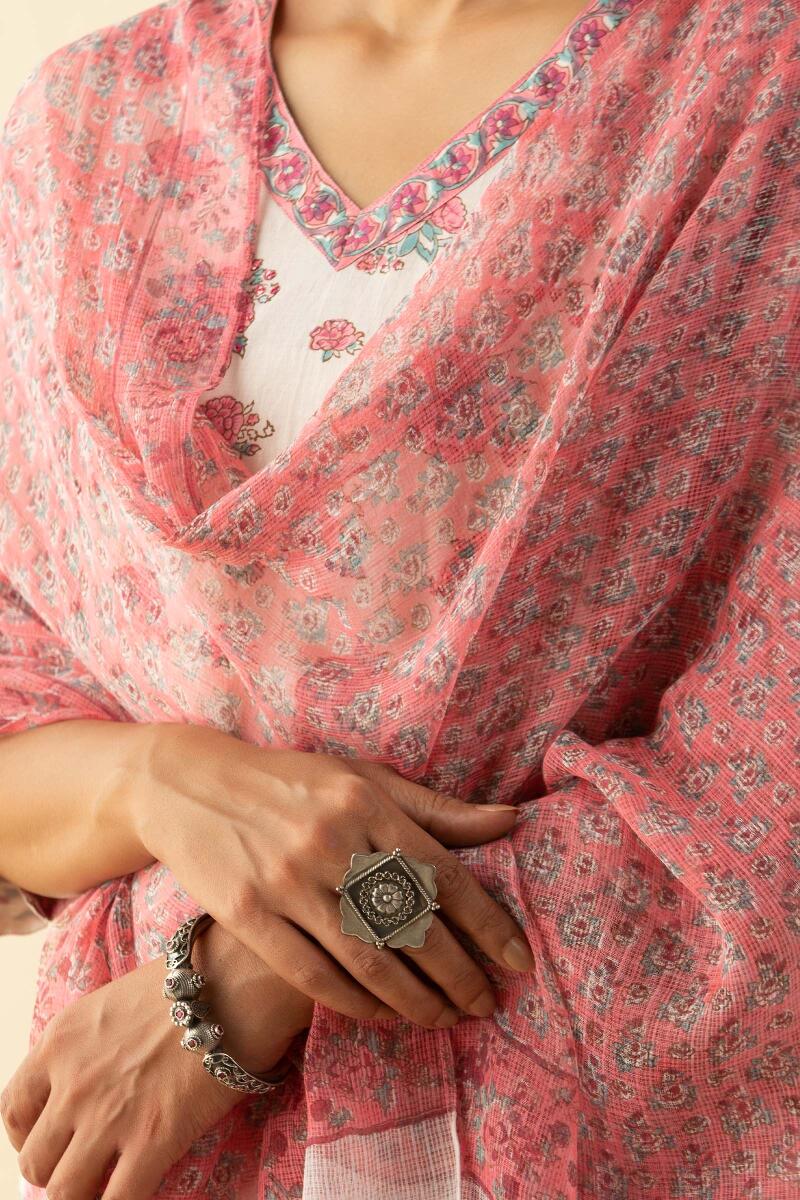 Gulbarg Zafiya Kota Dupatta