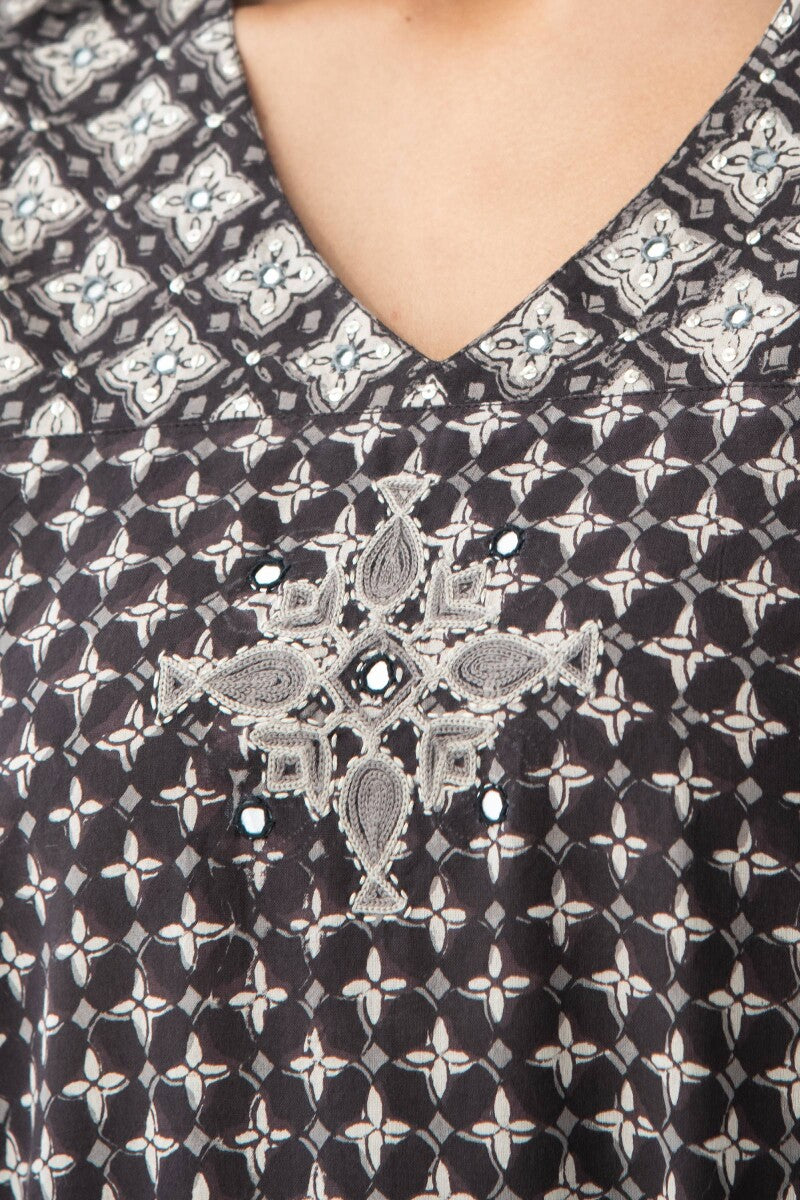 Sehra Siya Bagru Kurta