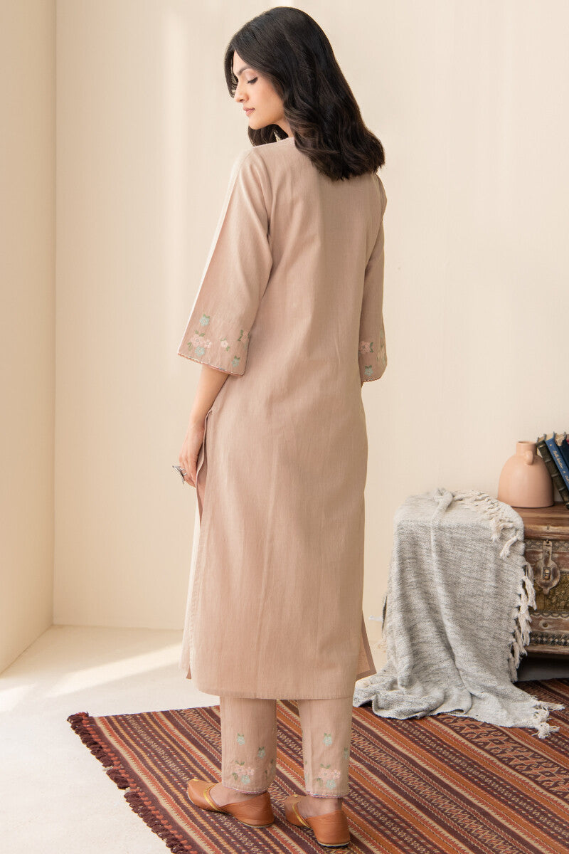Gauhar Inaya Kurta