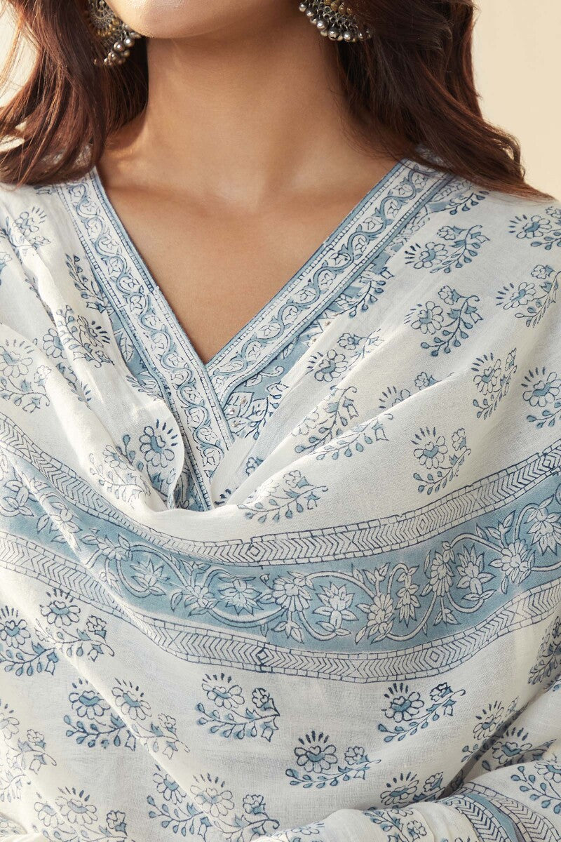 Gulzar Noor Dupatta