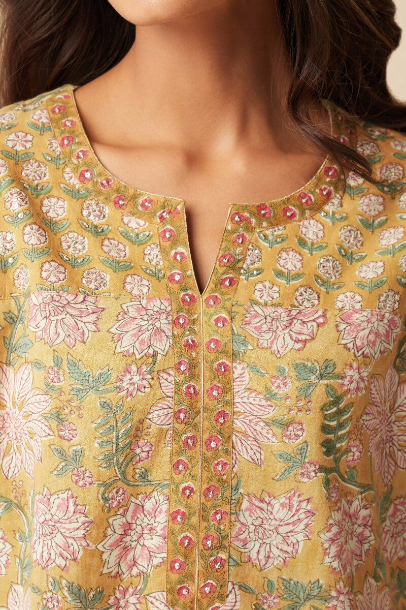 Gulshan Bagh Mira Sanganeri Kurta