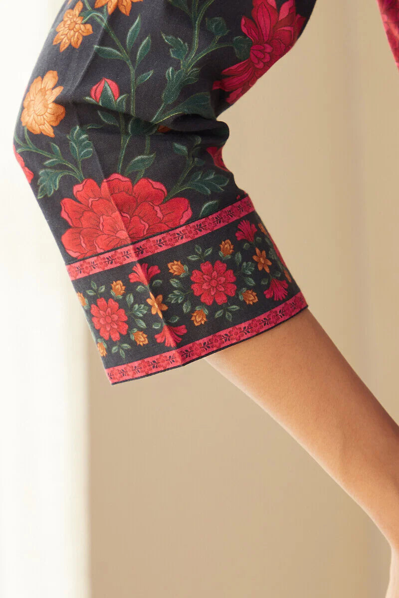 Mahnoor Mumtaz Kurta
