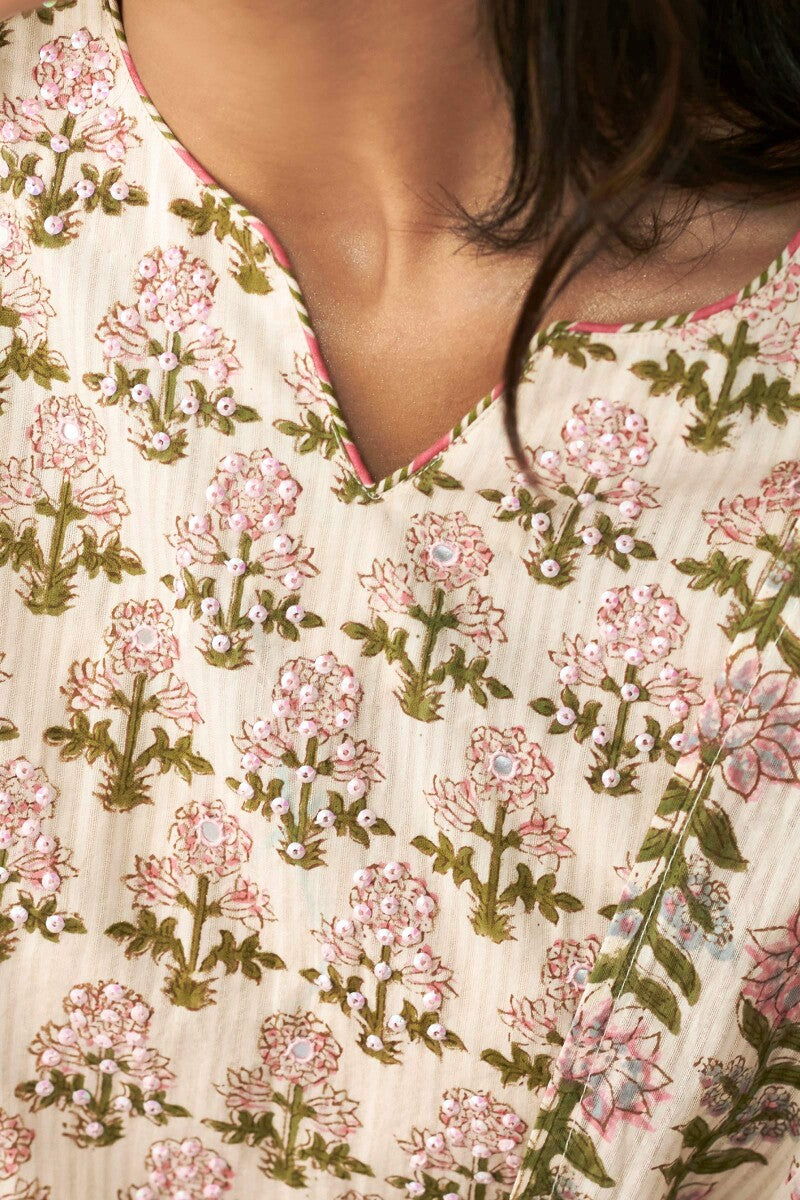 Nasrine Mahek Sanganeri Kurta