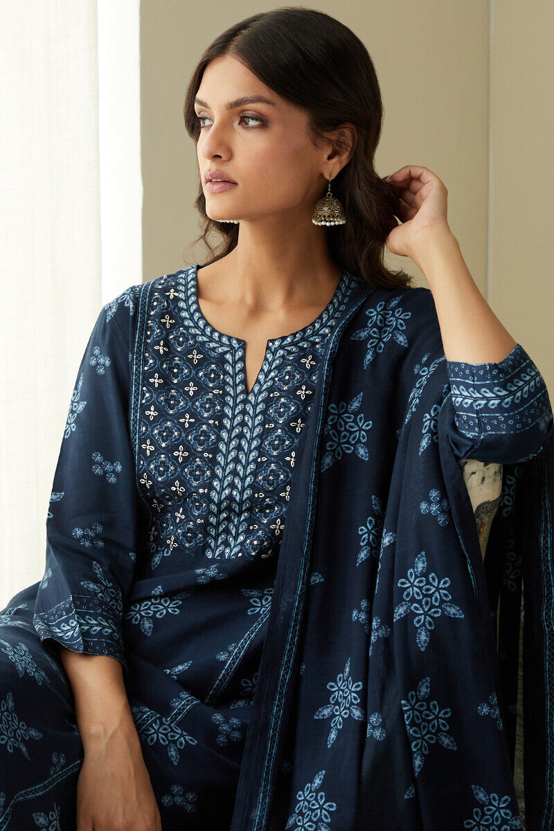 Gauhar Kainat Kurta