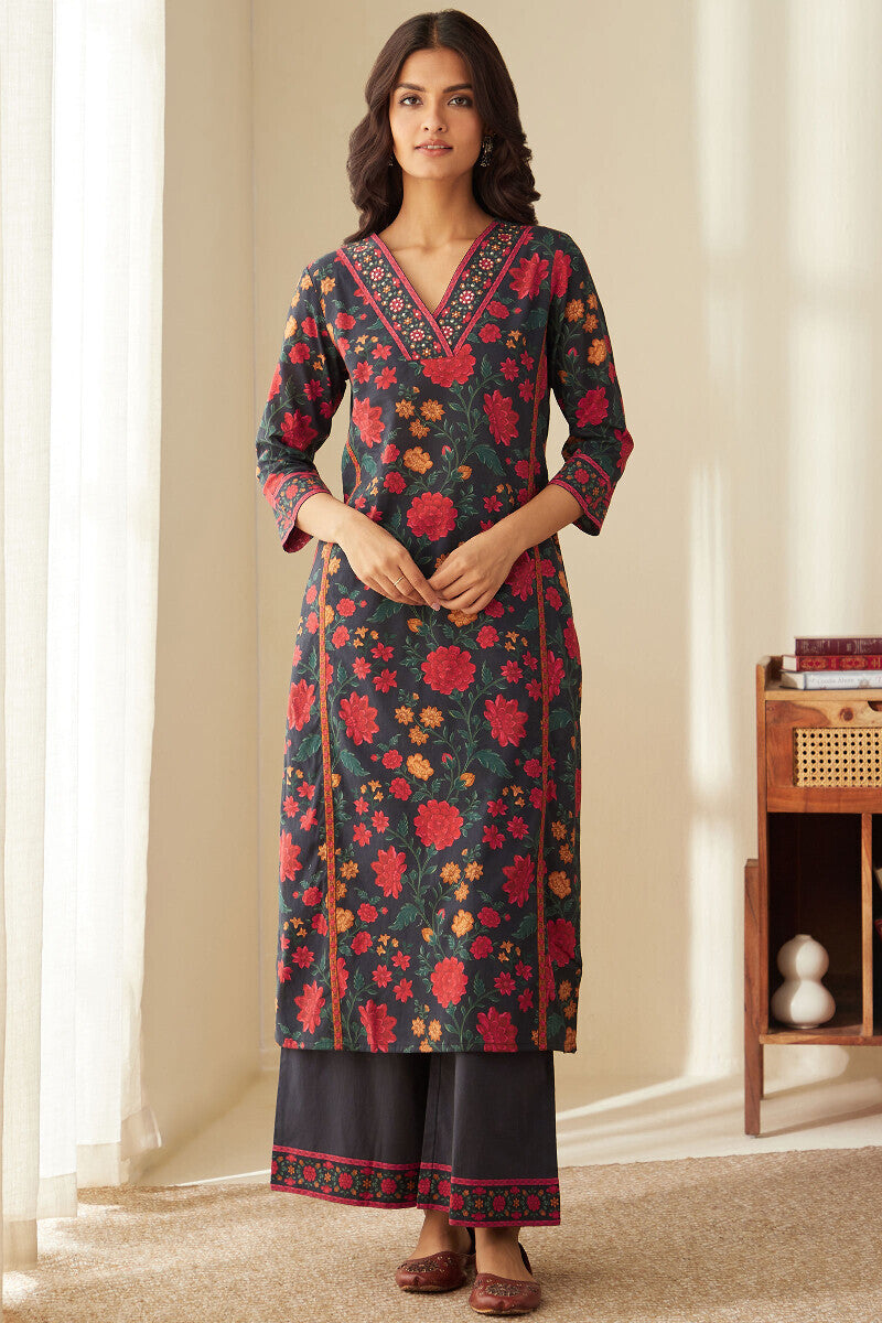 Mahnoor Mumtaz Kurta