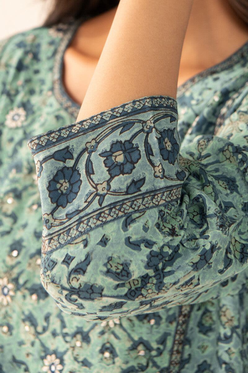 Sehra Zafina Akola Kurta