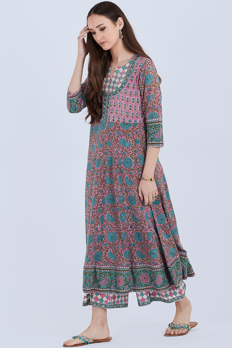 Nazm Arfa Kurta