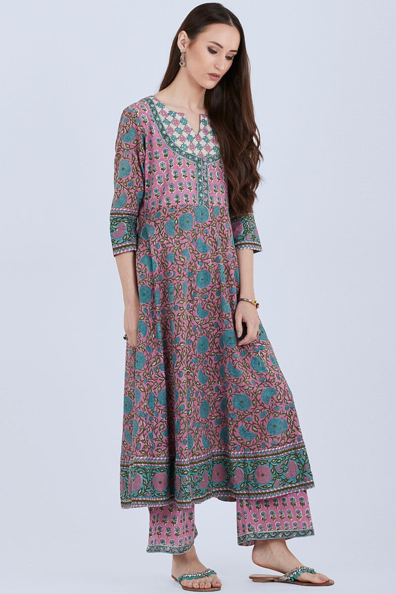 Nazm Arfa Kurta