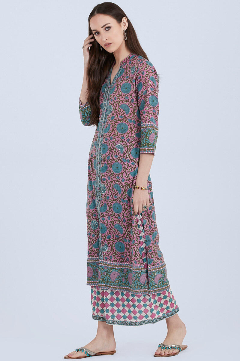 Nazm Nazeena Kurta