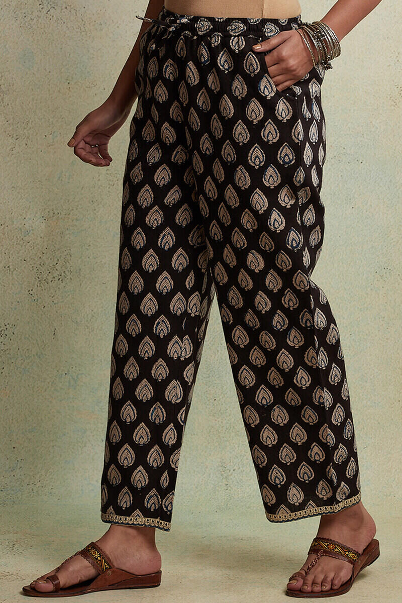 Zahabiya Misha Block Printed Straight Farsi