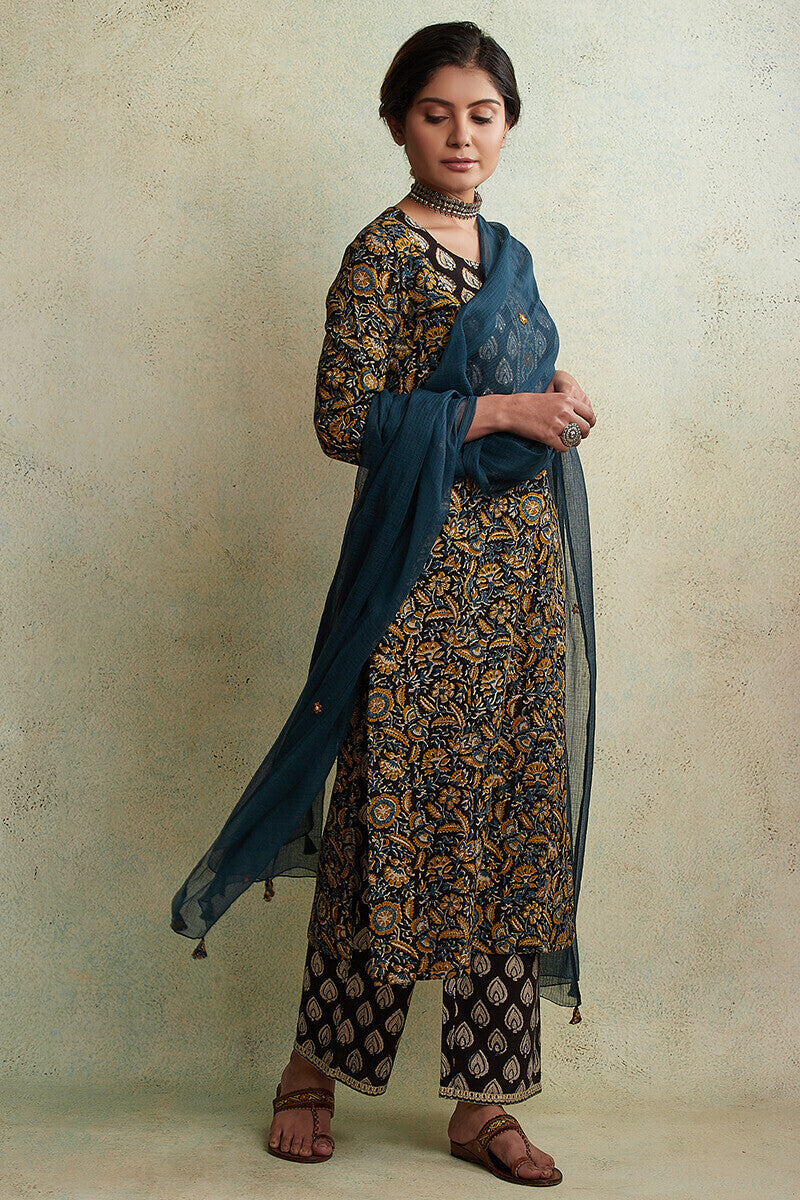 Zahabiya Ruksar Kota Dupatta