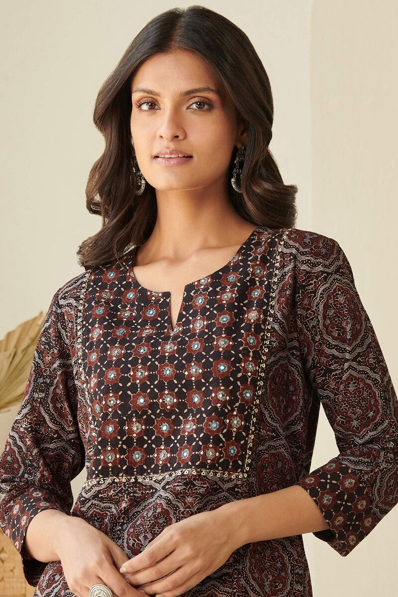 Sehra Fatima Ajrak Kurta