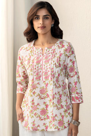 Gulbarg Lylah Sanganeri Top