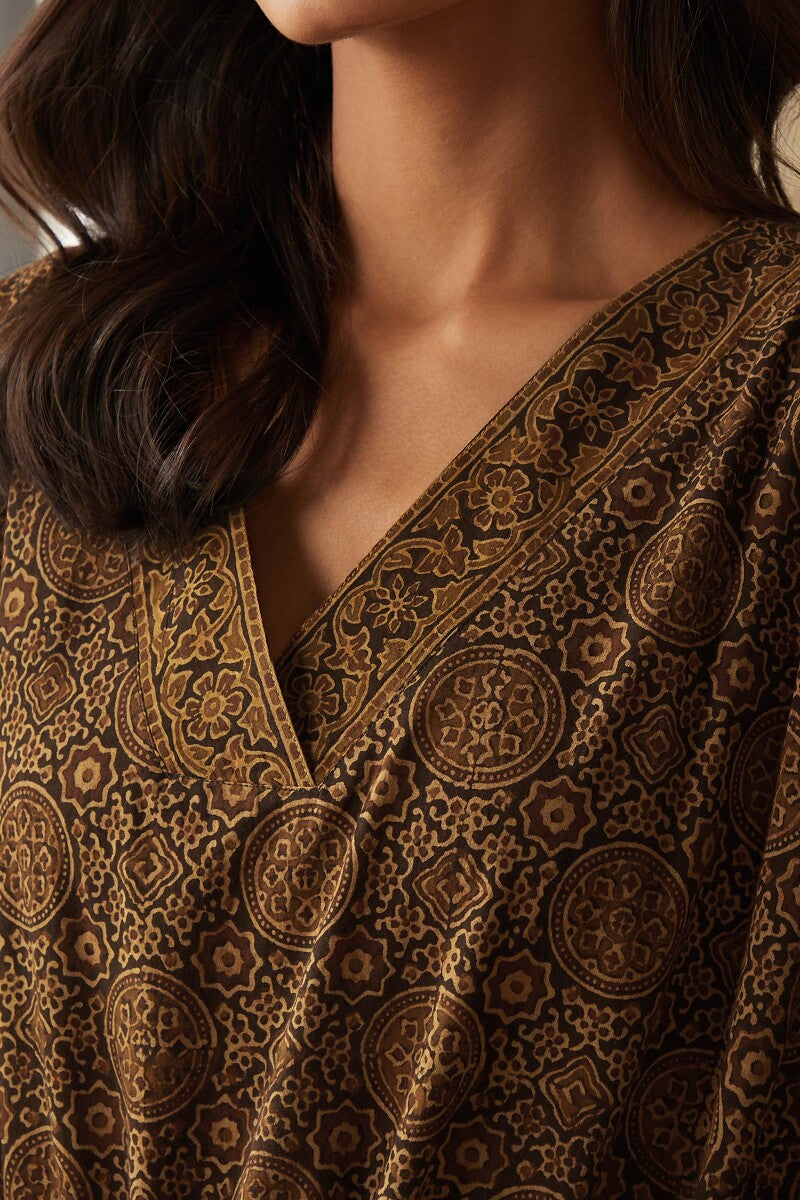 Sehra Ria Ajrak Kaftan