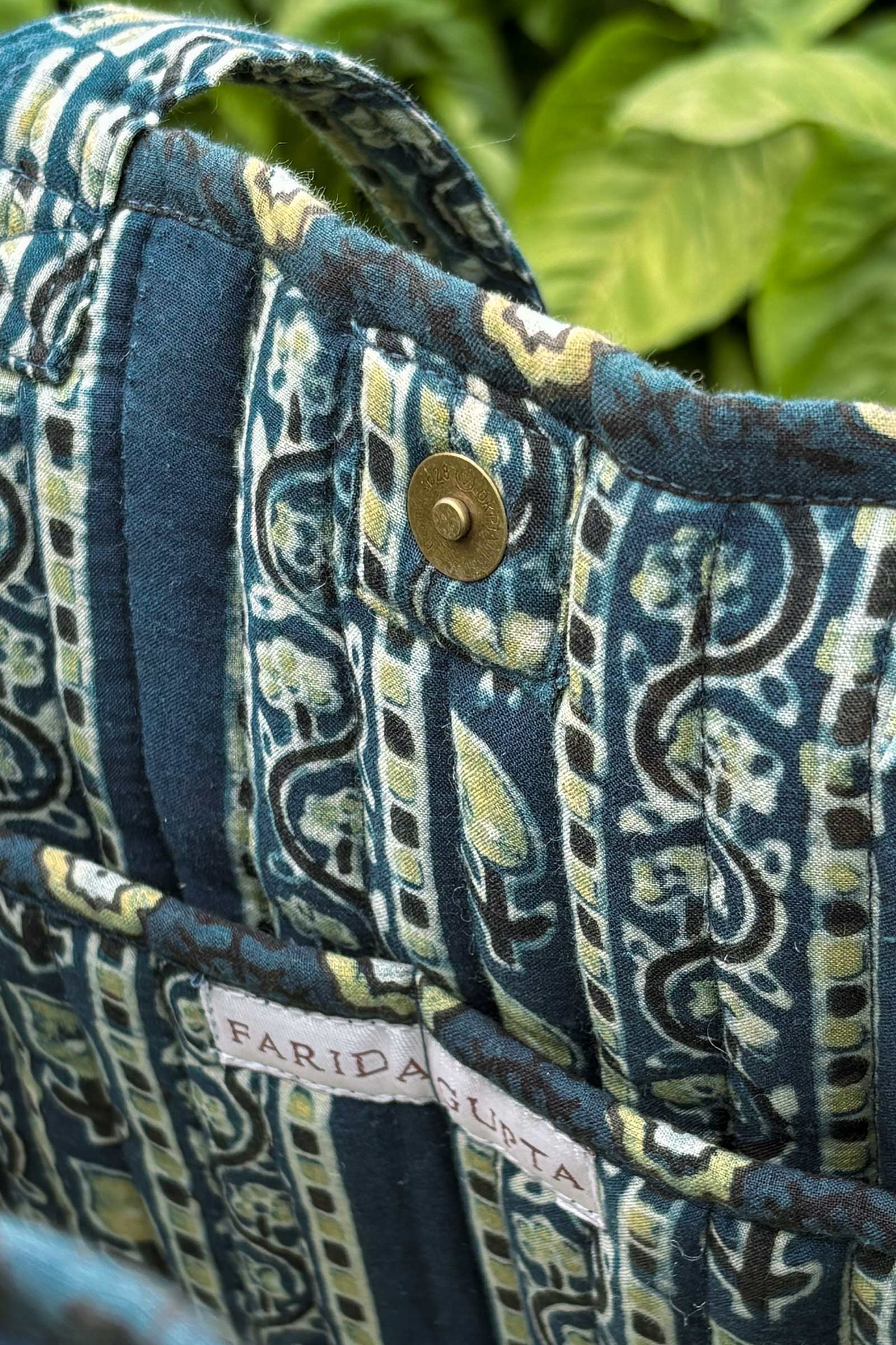 Roza Sabeen Tote Bag