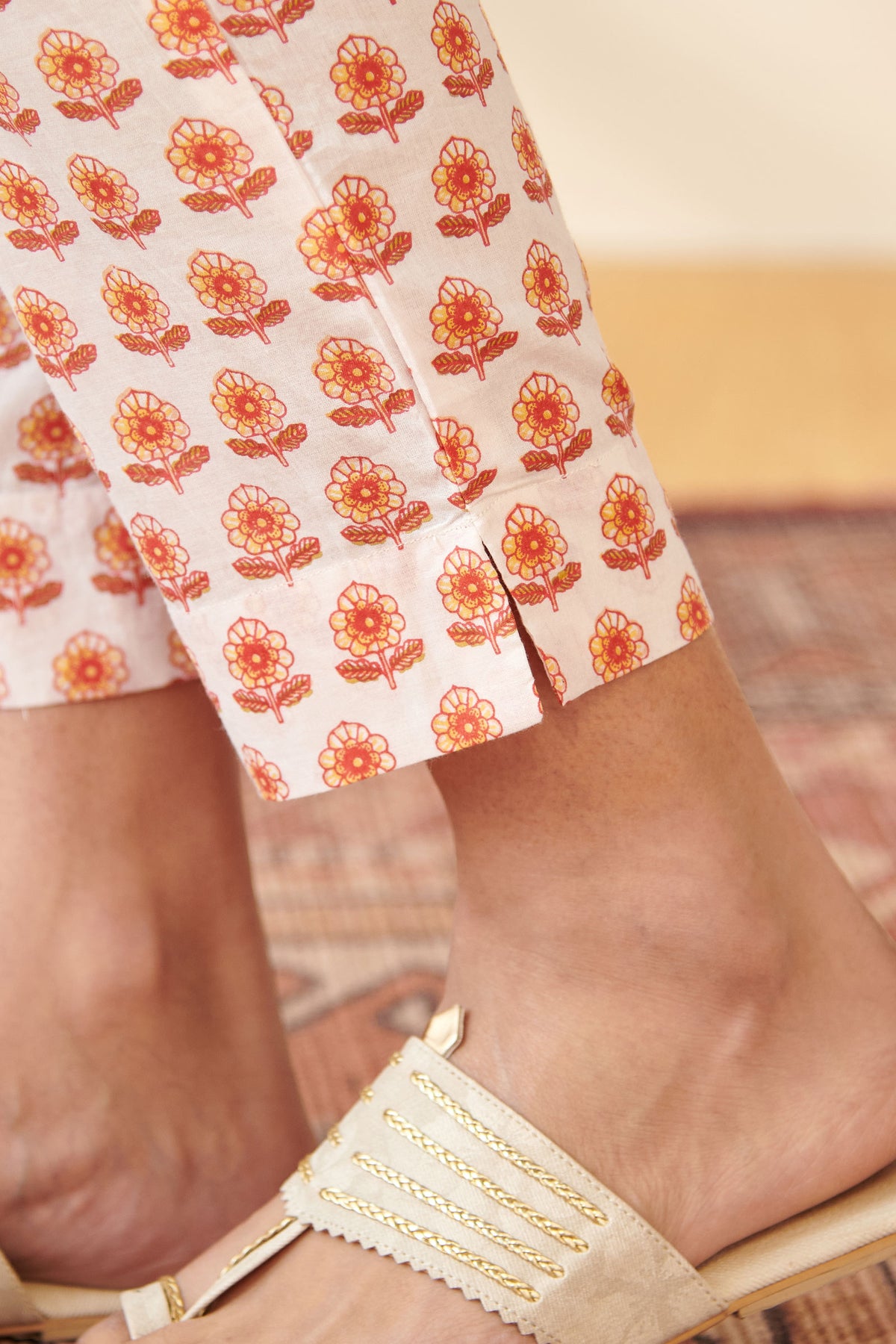 Mehraab Mehr White Sanganeri Narrow Pants