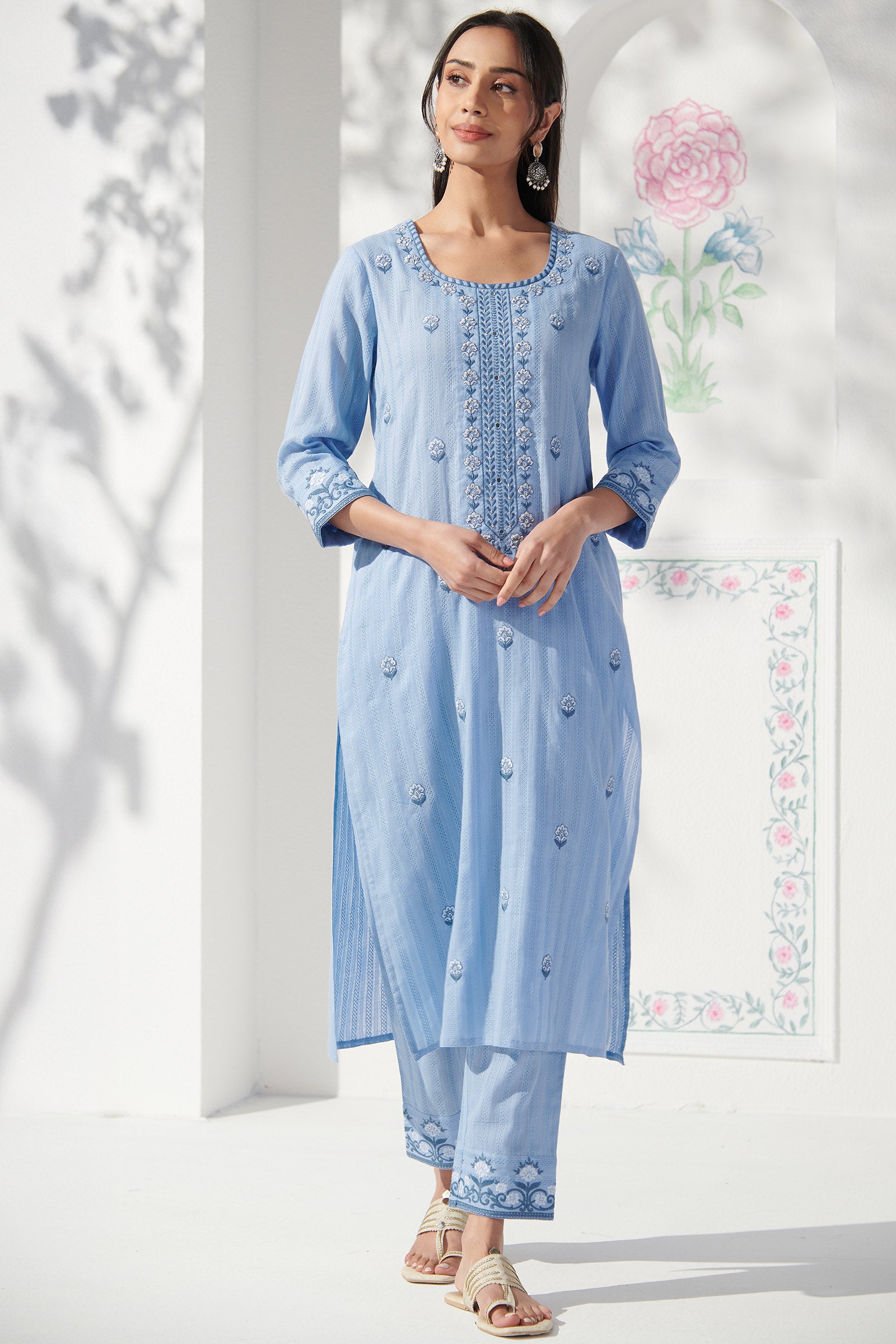 Surplus: Mehraab Ameera Blue Kurta