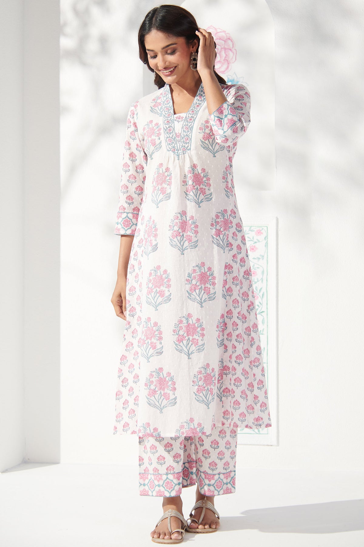 Gulbahar Sumeera Sanganeri Kurta