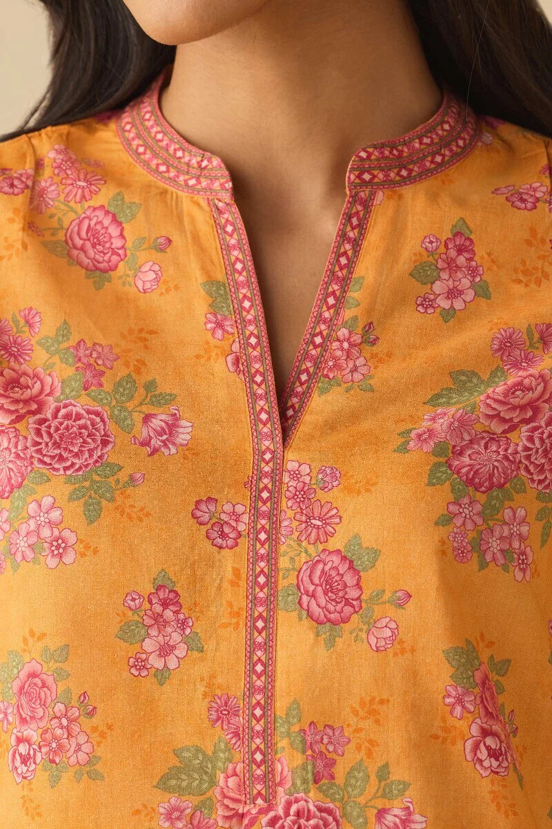 Surplus: Meher Samaira Top