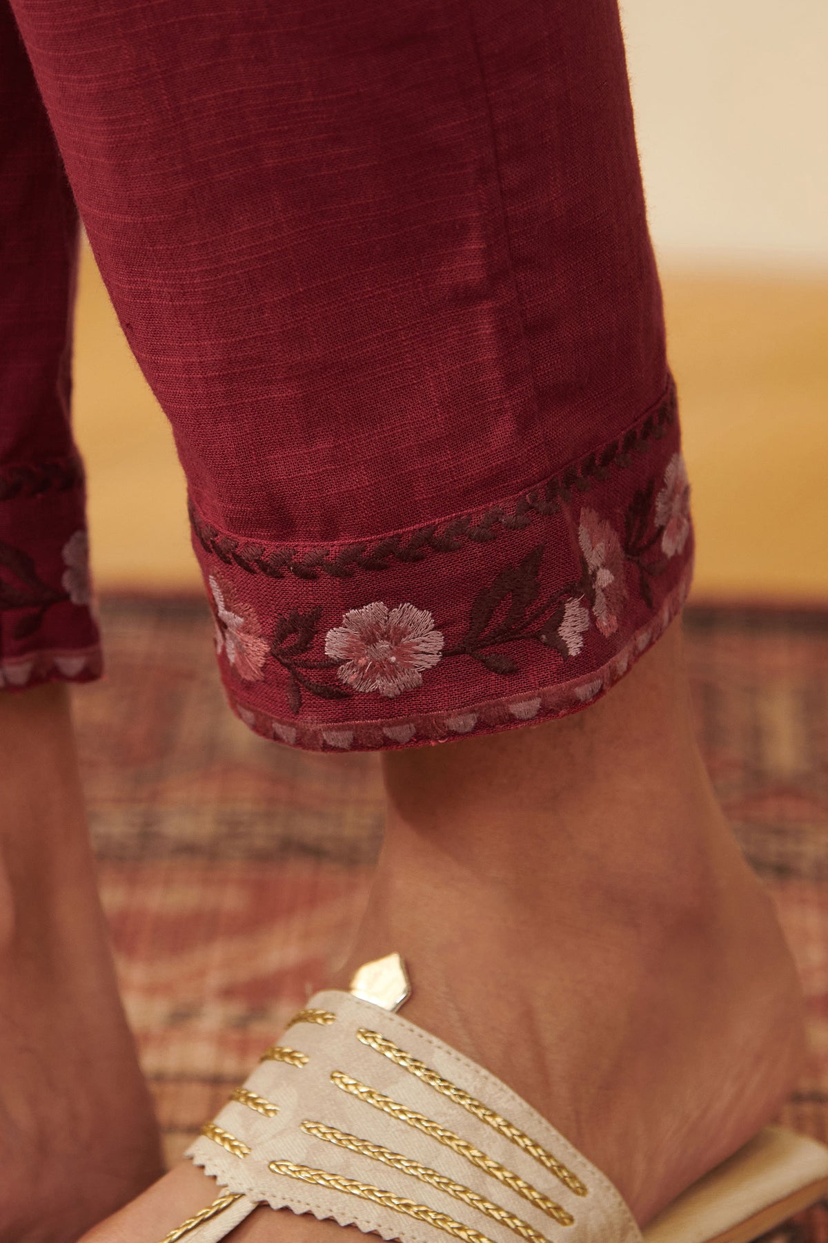 Mehraab Shabnam Narrow Pants