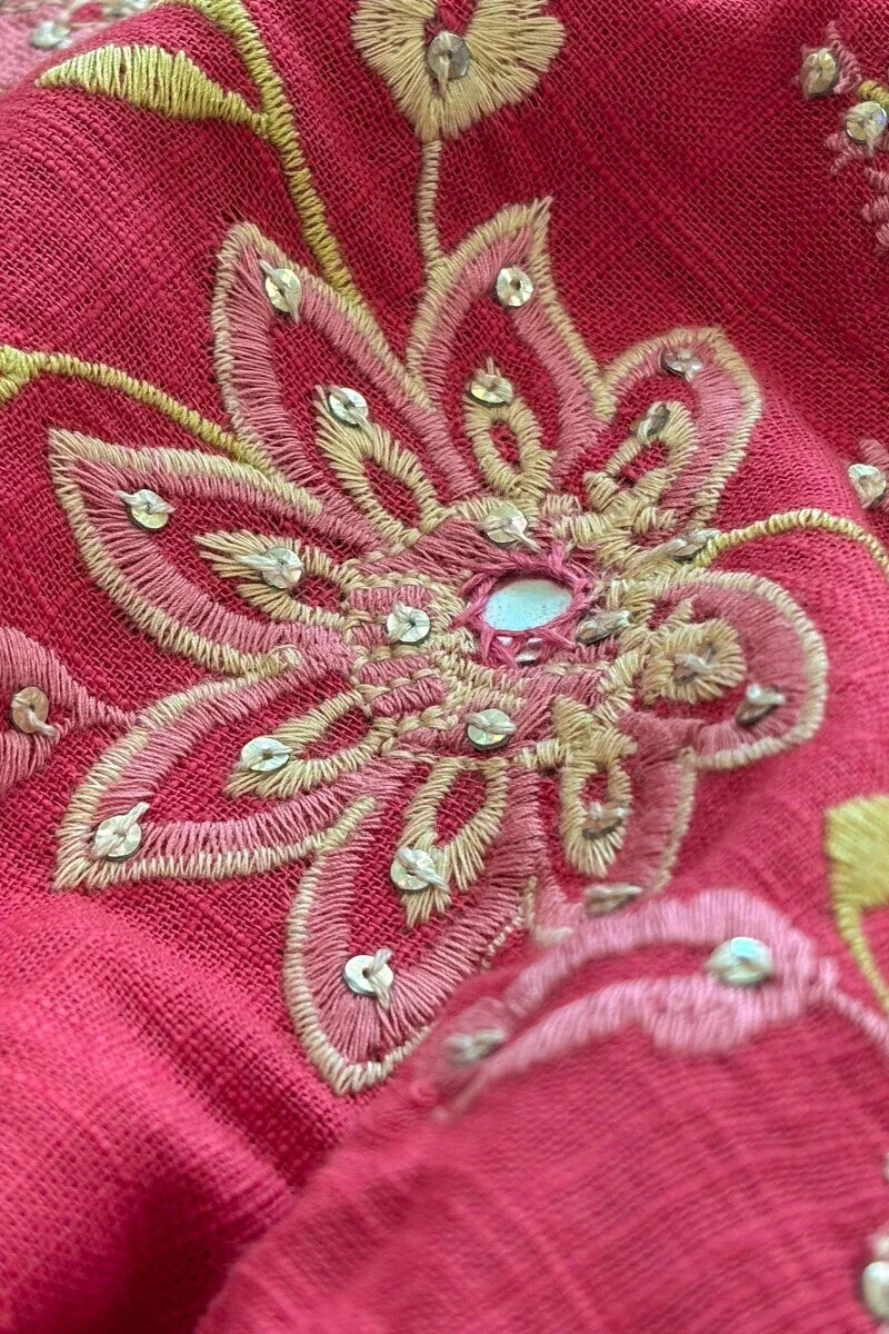 Surplus: Mehraab Aziza Kurta