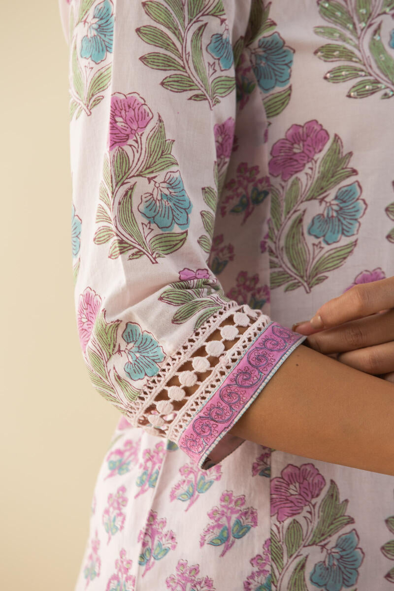Gulbarg Maya Kurta