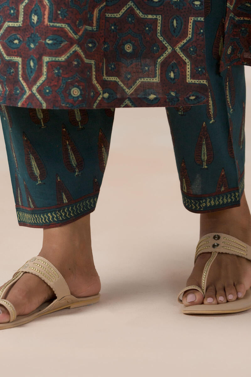 Sehra Nasrin Salwar