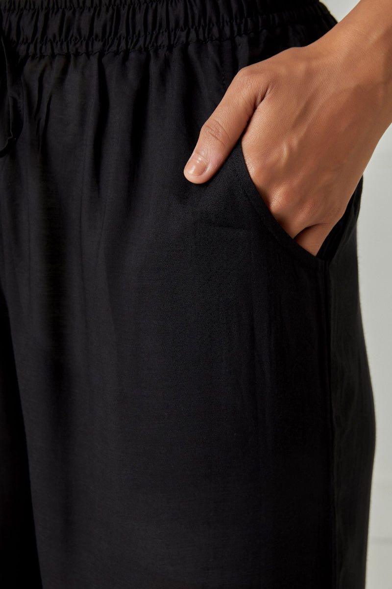 Sanaa Zainab Modal Palazzo