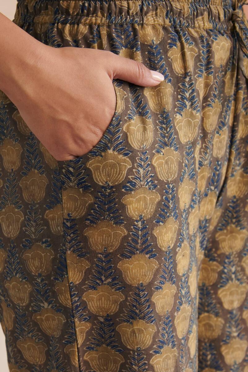 Sehra Maya Ajrak Farsi