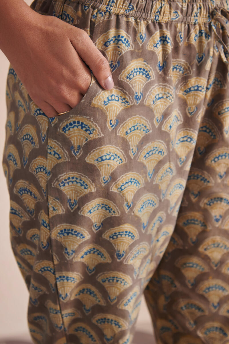 Sehra Zoya Ajrak Narrow Pants