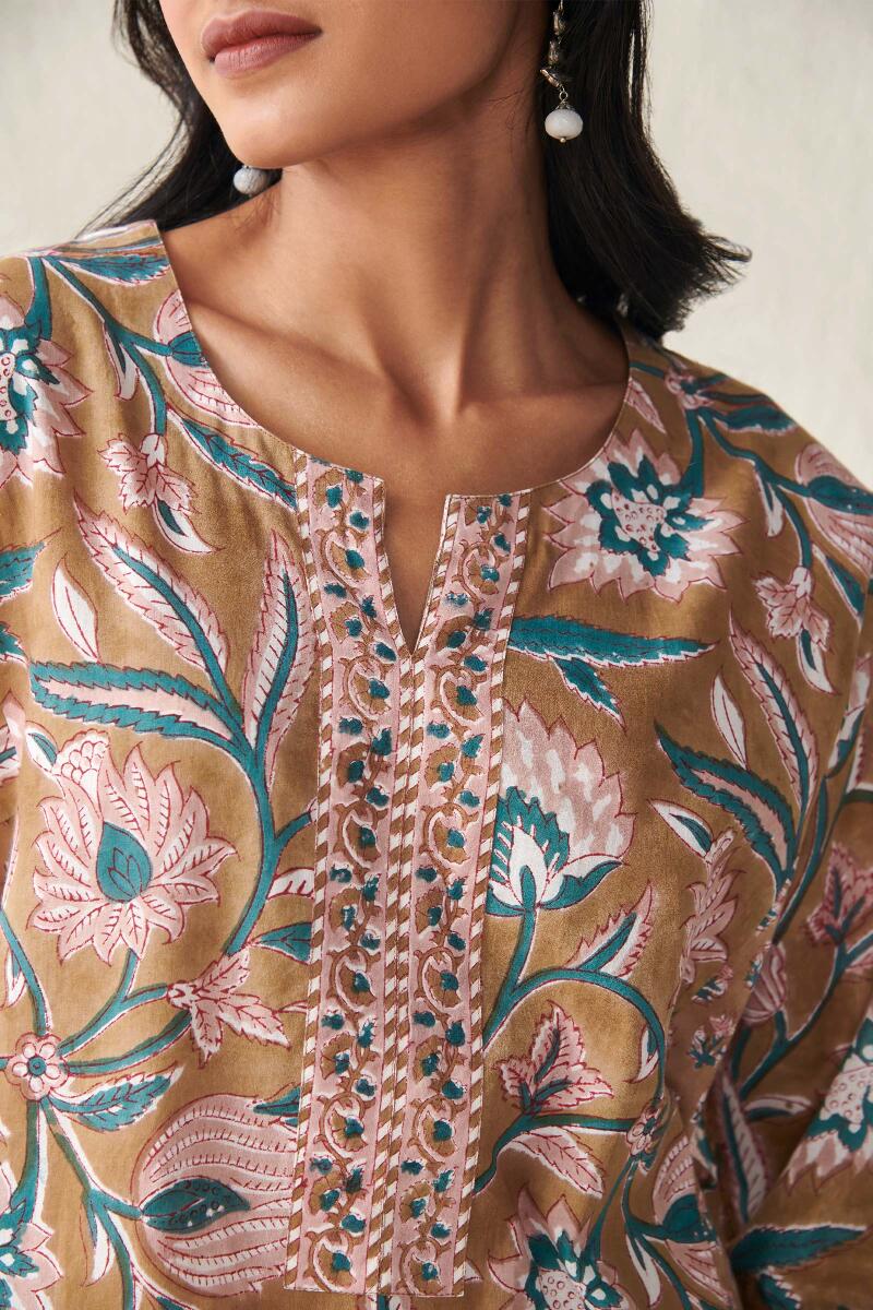 Gauhar Shahida Sanganeri Kaftan