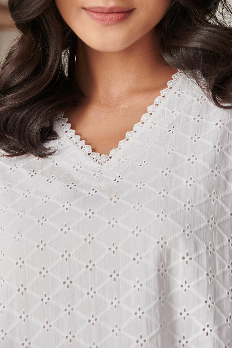 Raahat Shaheen White Schiffli Kurta