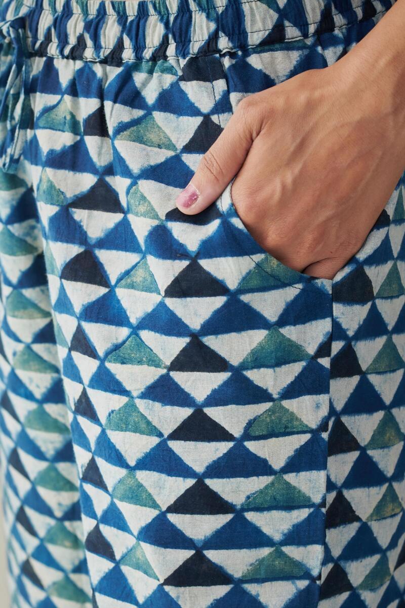 Sehra Zeniya Ajrak Farsi