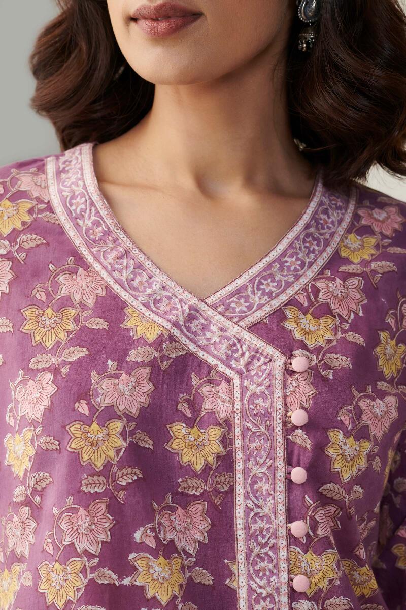 Gauhar Jannat Sanganeri Top