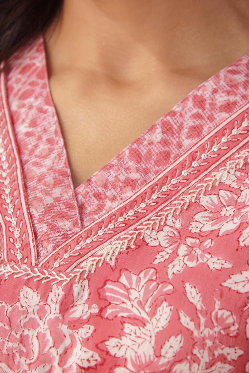 Nasrine Aafiya Sanganeri Kurta