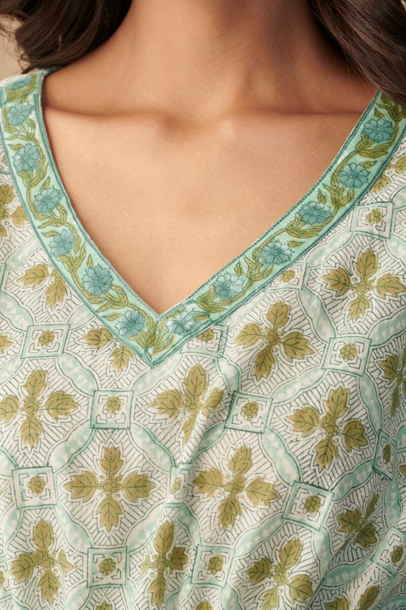Nasrine Zainab Sanganeri Kaftan