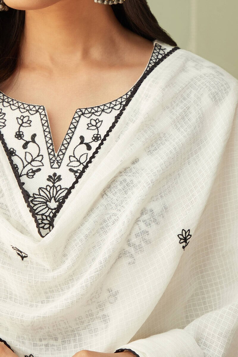 Naadirah Sehreen Dupatta