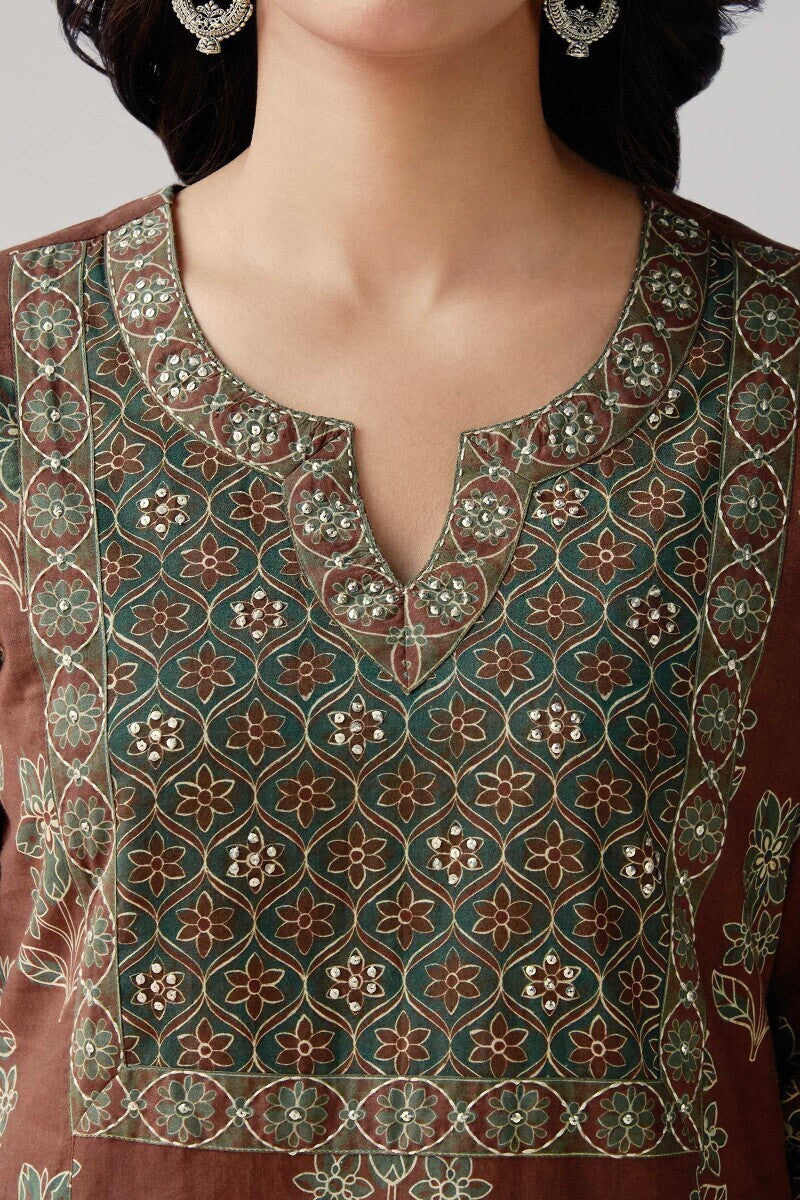Mehreen Sabira Kurta