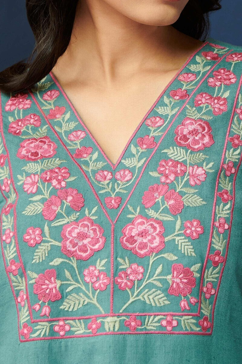 Roza Madiha Kurta
