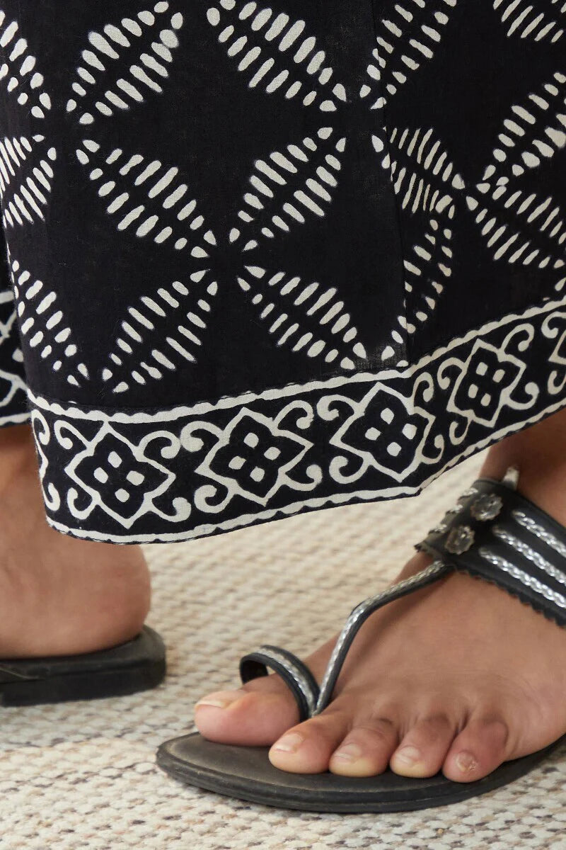 Surplus: Mirza Ameera Farsi