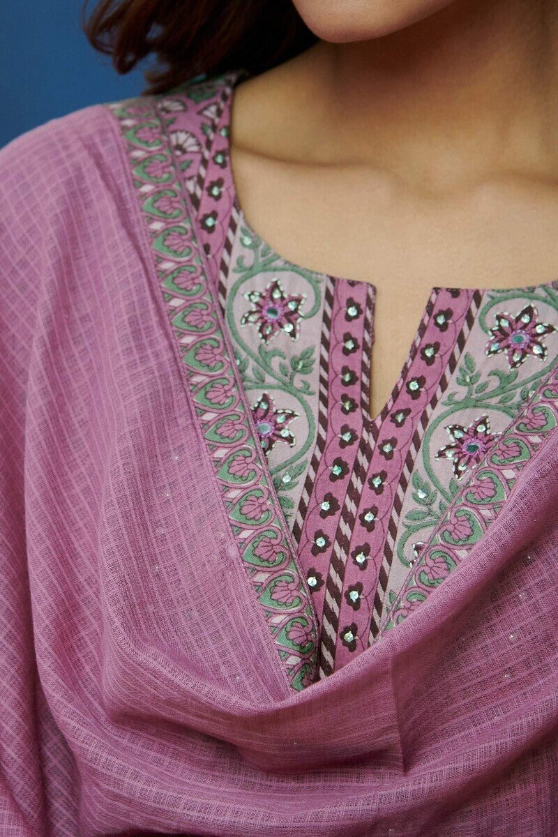 Mehreen Nazia Dupatta