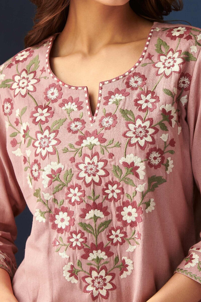 Roza Nadira Kurta