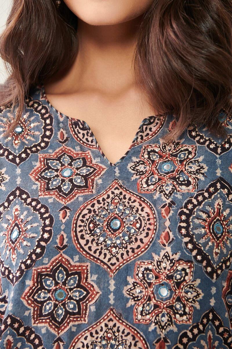 Sehra Rumaisa Ajrak Top