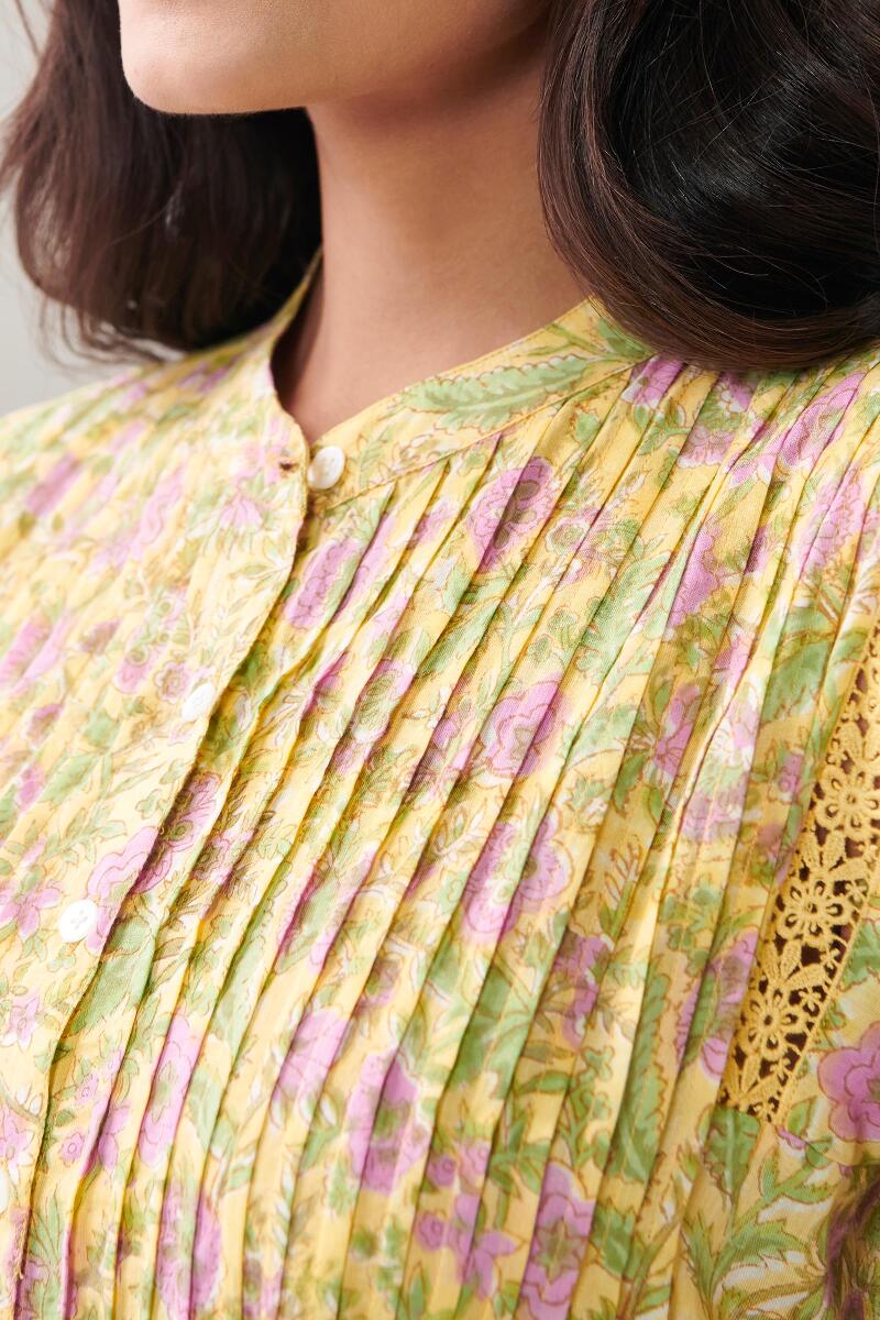 Gauhar Zoya Sanganeri Top