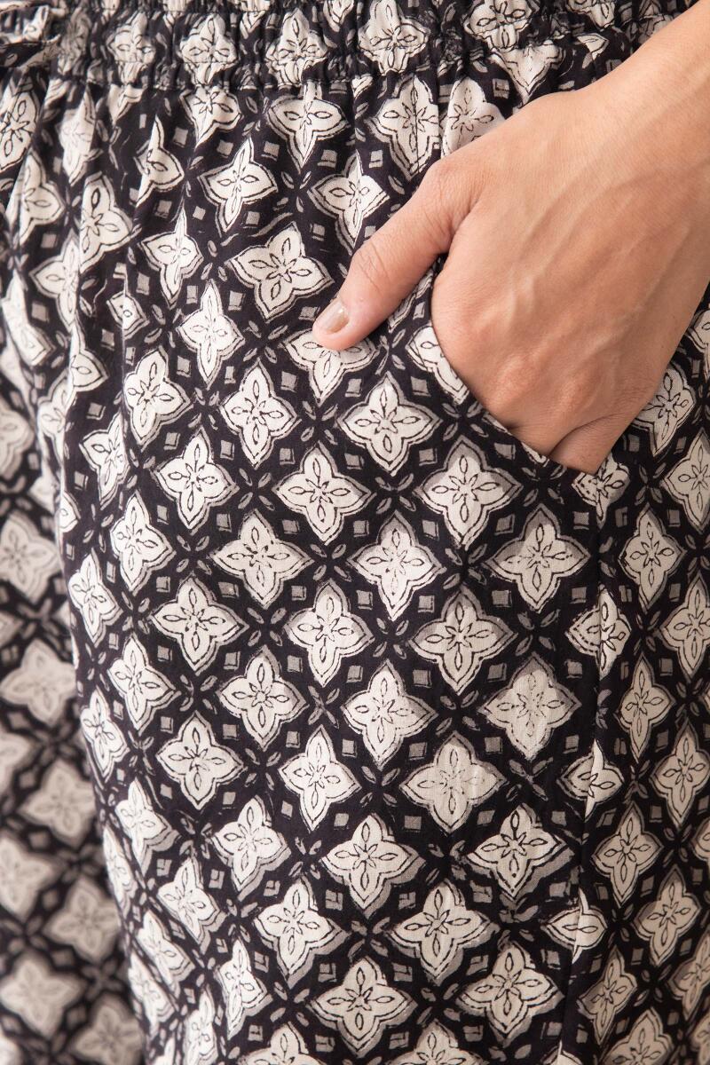 Sehra Noor Bagru Narrow Pants
