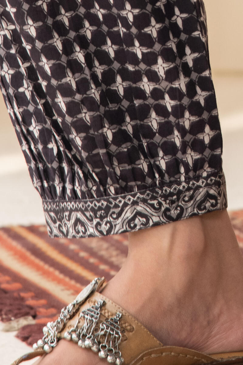 Sehra Noor Bagru Izhaar Pants